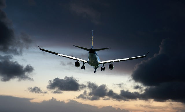 ¿Cómo cancelar un boleto de avión en línea?